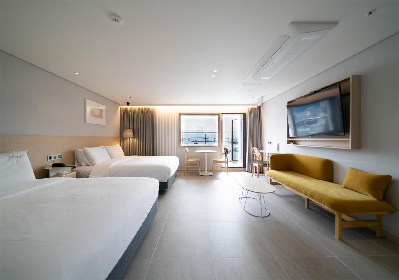 ชากัลชี-โร 21 Hotel ปูซาน ภายนอก รูปภาพ